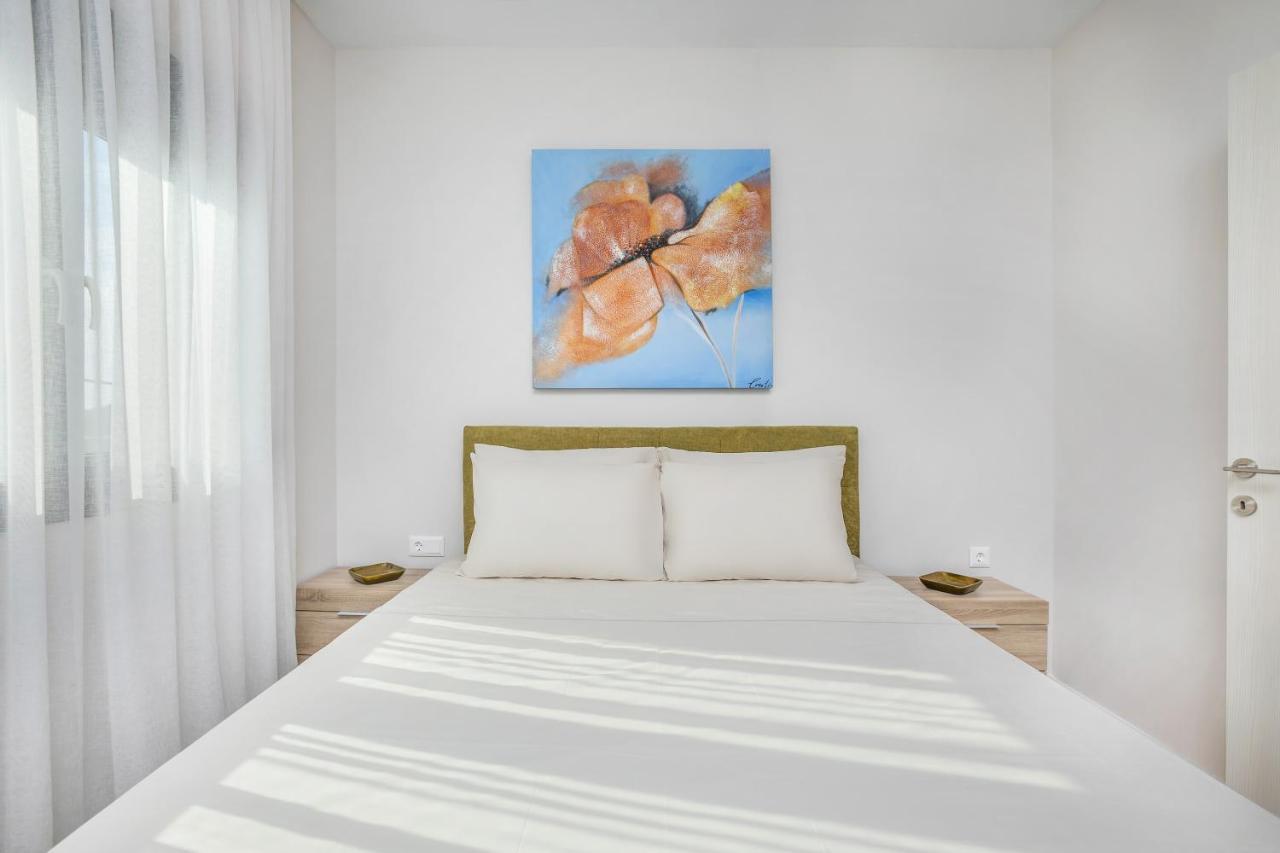 Epta Villas Luxury Redefined Agia Paraskevi  Exterior photo