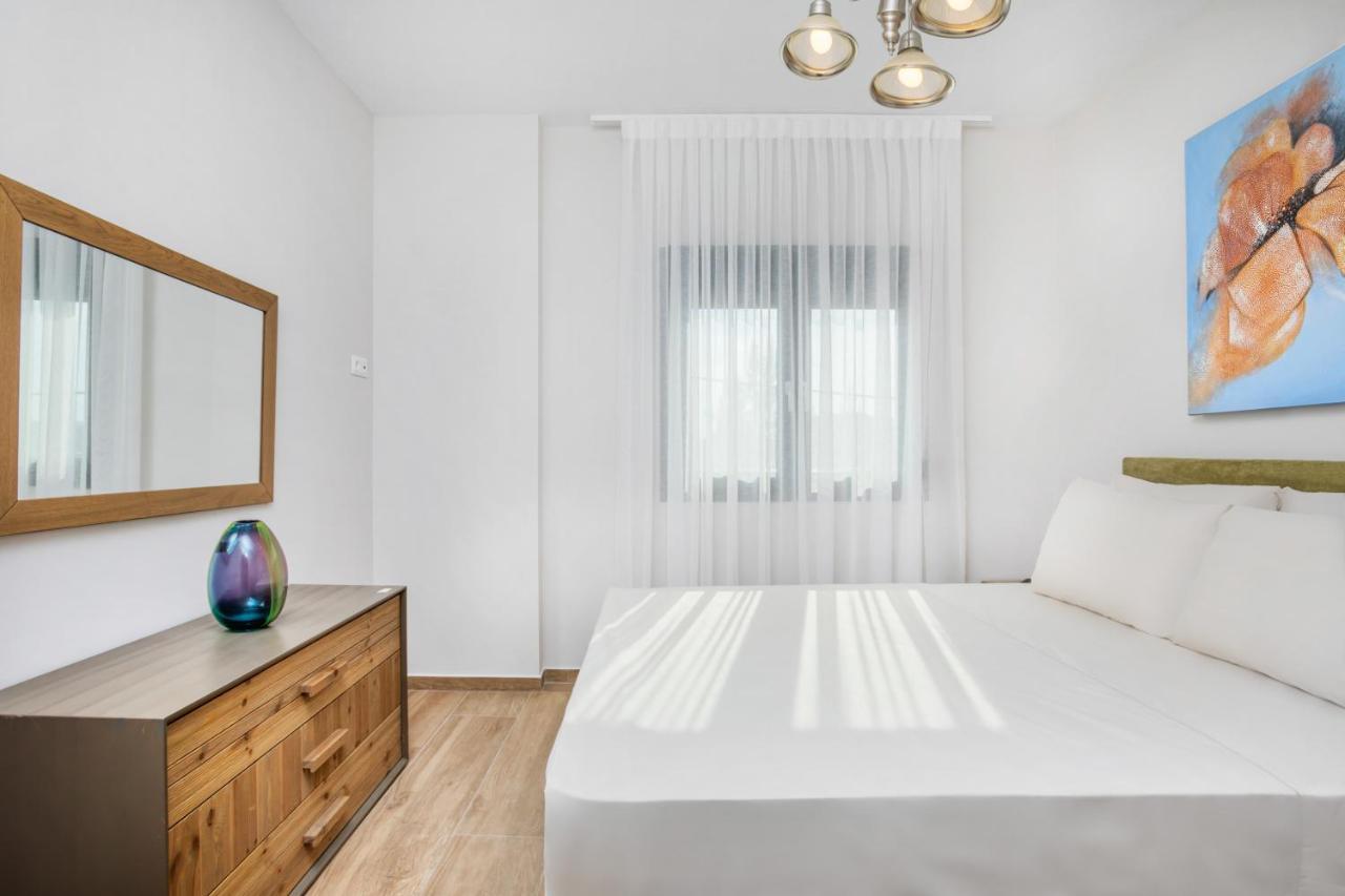 Epta Villas Luxury Redefined Agia Paraskevi  Exterior photo